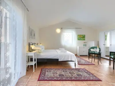 Villa 226 m², Štokovci bei Svetvinčenat, Pool und Terrasse - 22