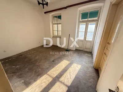 Apartment 84 m², Crikvenica - 1st row to the sea