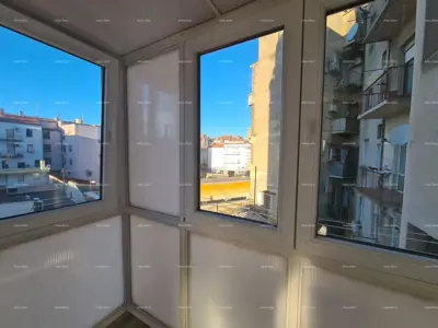 Wohnung 73 m², Pula Centar, vollständig renoviert