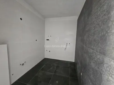 Apartman 66 m², Uvala Soline - 2 spavaće sobe i terasa - 5