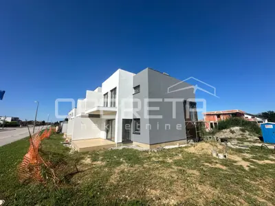 Stan 103 m², Prelog - urbana vila i vrt 14 m² - 2