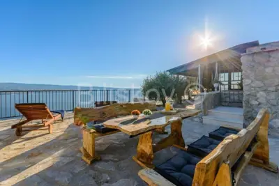 Vila 200 m², Dubrava kod Omiša, pogled na more - 3
