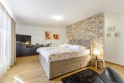 Vila 200 m², Dubrava kod Omiša, pogled na more - 8