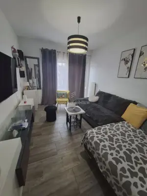 Apartment 34 m², Viškovo - loggia and proximity to amenities