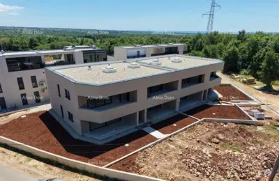 Stan 78 m², Tar, vrt i terasa s pogledom na prirodu - 8