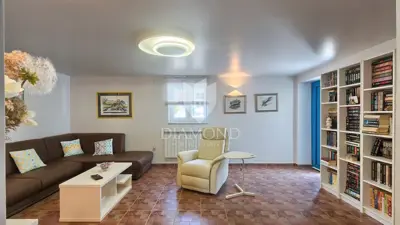 Haus 233 m², Kršan - Pool und separate Wohnung - 8