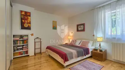 Haus 233 m², Kršan - Pool und separate Wohnung - 18