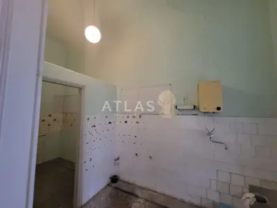 Stan 99 m², Rijeka Centar - 4 sobe, balkon - 5