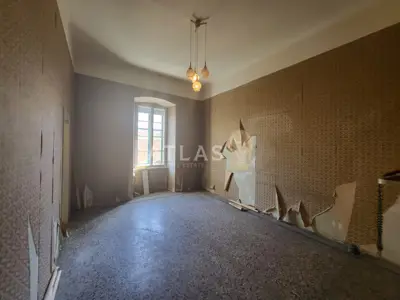 Stan 99 m², Rijeka Centar - 4 sobe, balkon - 6