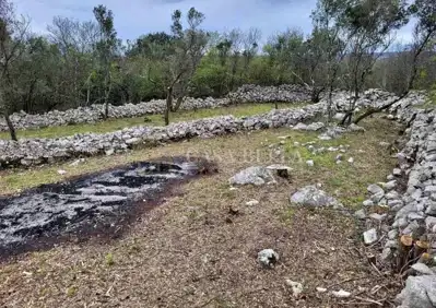 Otok Krk, Garica - građevinsko zemljište 870 m²