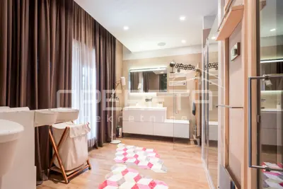 Stan 171 m², Centar Medvedgradska - penthouse s liftom - 12