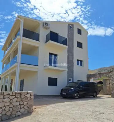 Apartments Pag, 135 m from the beach, parking space - 2