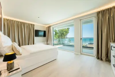 Villa 330 m², Ljubač-Ražanac - uz pješčanu plažu i more - 17