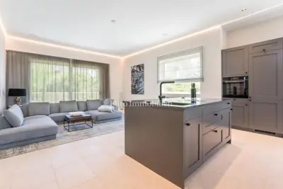 Villa 330 m², Ljubač-Ražanac - uz pješčanu plažu i more - 12
