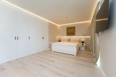 Villa 330 m², Ljubač-Ražanac - uz pješčanu plažu i more - 15