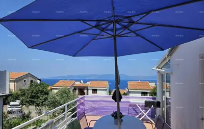 Kuća s pogledom na more u Ravni
