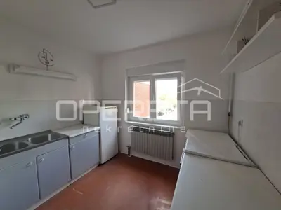 Apartment 68 m², Varaždin - 3 rooms, loggia - 6