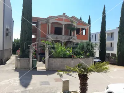 House 480 m², Diklo, sea view and 6 residential units - 7