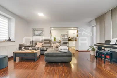 Haus 182 m², Gornja Dubrava - ruhiges Wohnviertel - 2