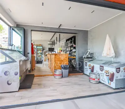 Poslovni prostor 150 m², Pješčana Uvala - uz more i plaže - 3