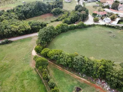 Baugrundstück 1 886 m², Marčana - an der Straße - 6