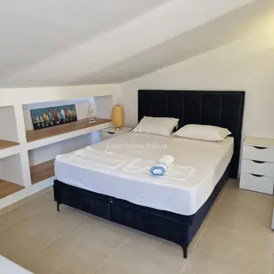 Otok Pag - kuća sa šest apartmana u blizini mora i plaže - 7