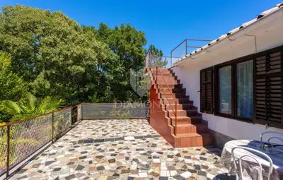 House in Šilo on Krk, quiet location by the edge of the forest - 3
