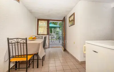 House in Šilo on Krk, quiet location by the edge of the forest - 18