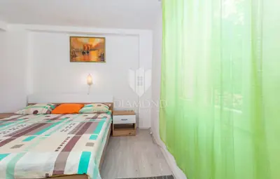 House in Šilo on Krk, quiet location by the edge of the forest - 11