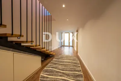 Villa 152 m², Podstrana - Meerblick und Pool - 17