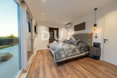 Villa 152 m², Podstrana - Meerblick und Pool - 19