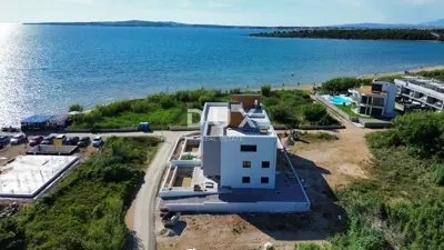 Stan 90,87 m², Privlaka - vrt, bazen i pogled na more - 15