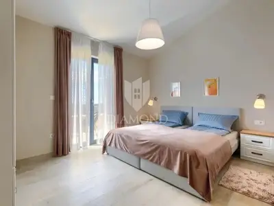 Haus zum Kauf in Novigrad, 370 m² - 22