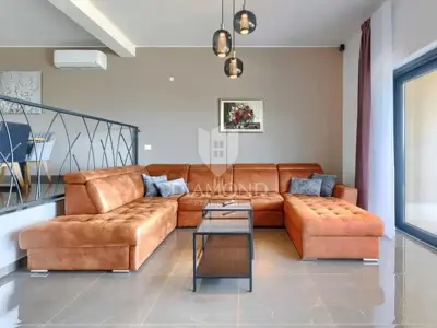 Haus zum Kauf in Novigrad, 370 m² - 6