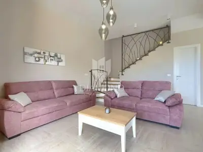 Haus zum Kauf in Novigrad, 370 m² - 17