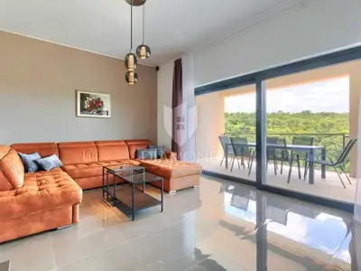 Haus zum Kauf in Novigrad, 370 m² - 5