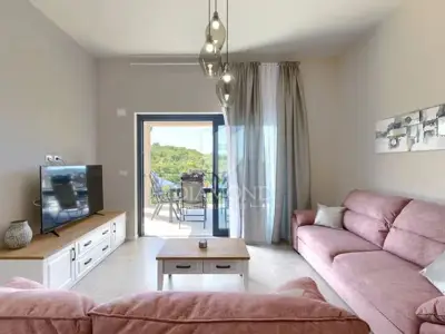 Haus zum Kauf in Novigrad, 370 m² - 18