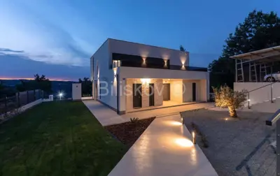 Villa 315 m², Sveta Nedjelja - Pool und Garten - 20