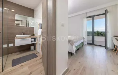 Villa 315 m², Sveta Nedjelja - Pool und Garten - 12