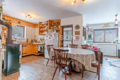 Touristische Immobilie 351 m², Begovo Razdolje, Sauna und Terrasse - 9