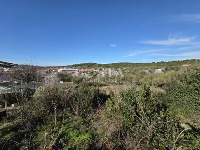 Građevinsko zemljište 888 m², Tisno na Murteru, 200 m od mora - 4