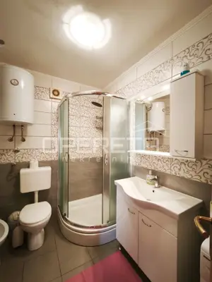 Kuća 142 m², Mali Lošinj - centar, 3 apartmana - 18