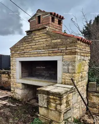 Stone house 200 m², Filipana - fenced plot 900 m² - 10