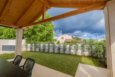 Haus zum Kauf in Rovinj, 78 m² - 21