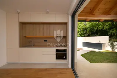 Haus zum Kauf in Rovinj, 78 m² - 8