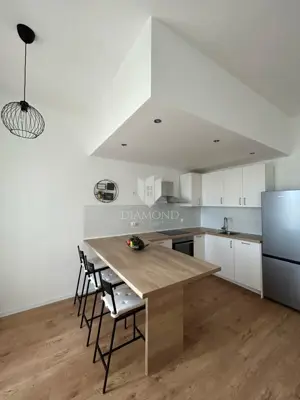 Stan 52 m², Rijeka Centar - pogled na more - 4