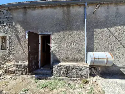 Istra, Vodnjan, zemljište sa starinom + građevinsko zemljište - 11