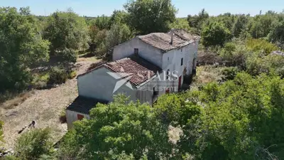 Istra, Vodnjan, zemljište sa starinom + građevinsko zemljište - 6