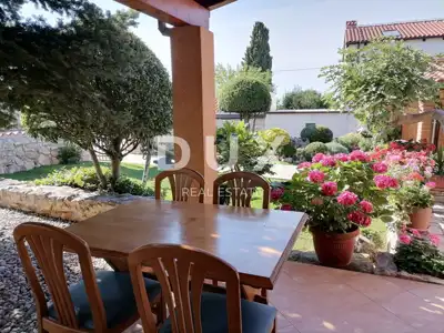 House 190 m², Banjole - 400 m from the sea and restaurant - 8