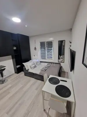 Stan 38 m², Donji grad - 2 studio apartmana - 1